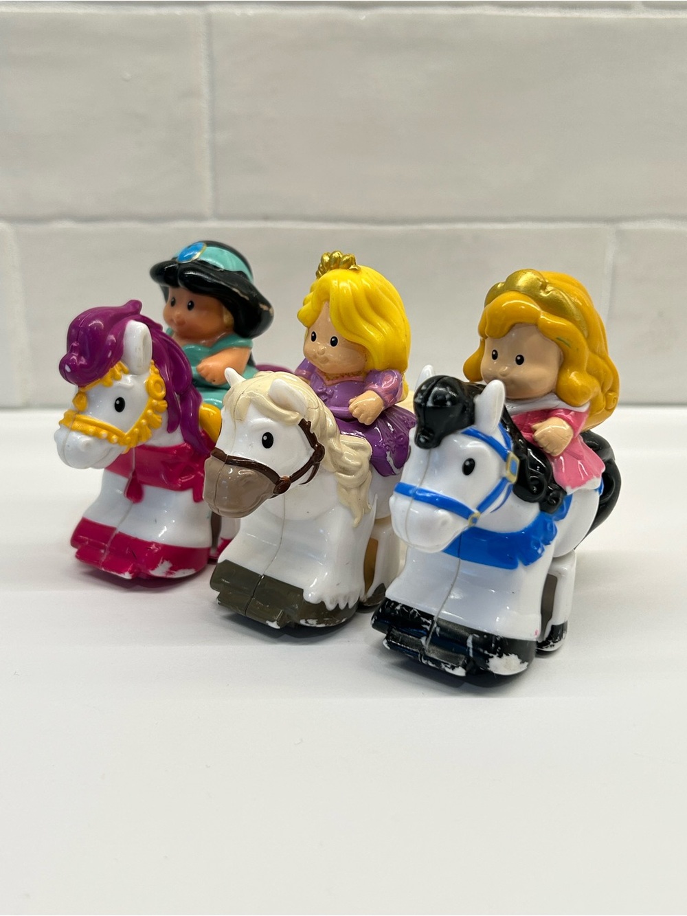 Fisher Price Little People Disney Princess Klip Klop Figures Set Of 3 (b9)
